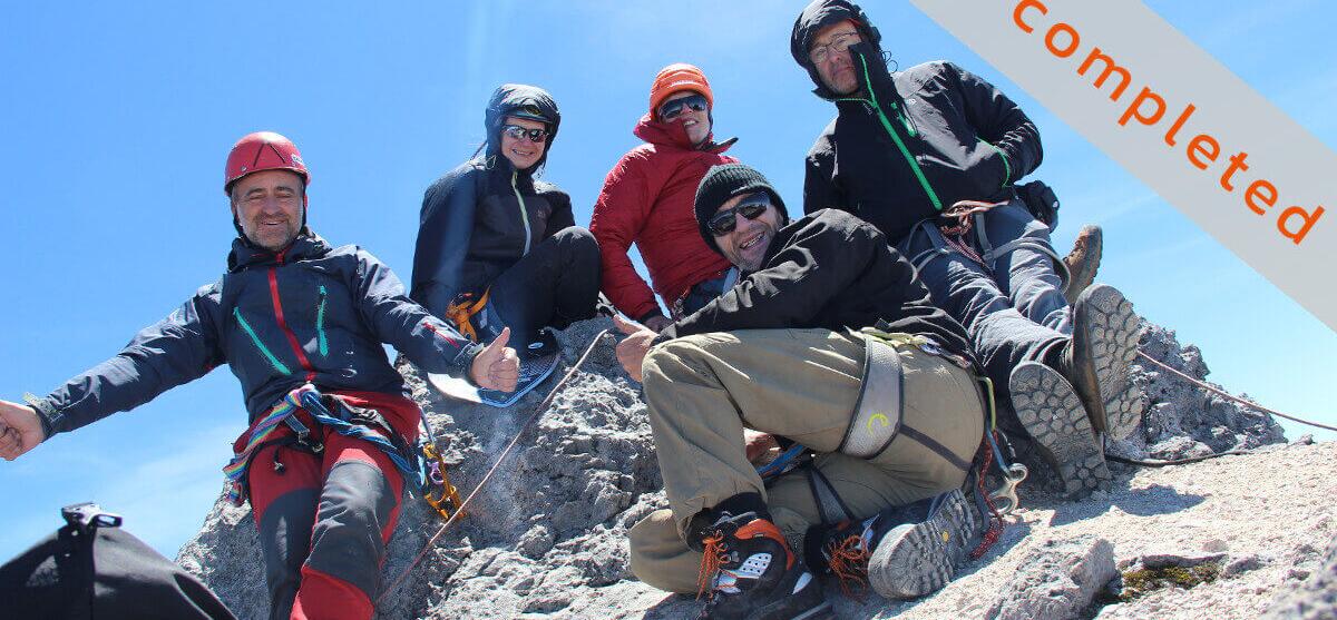 Carstensz-Pyramide: Seven Summits For Help
