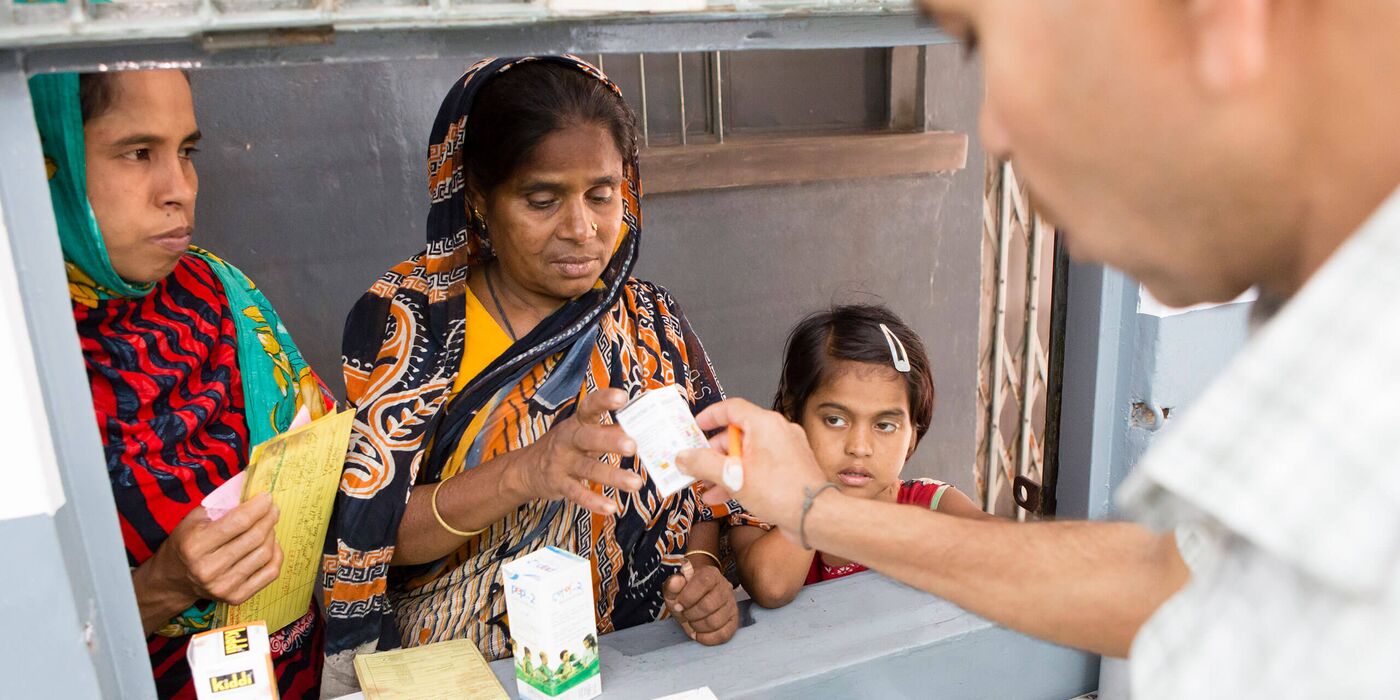 Donate medicine for people in Chittagong