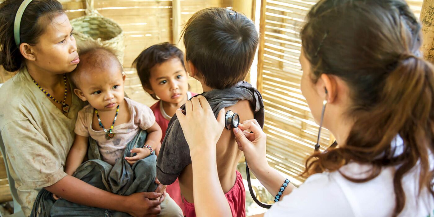 Medikamente auf Mindoro spenden