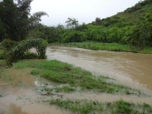 Hoher Wasserstand nach Taifun Haiyan 