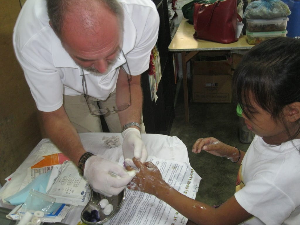 Junge Patientin in Manila